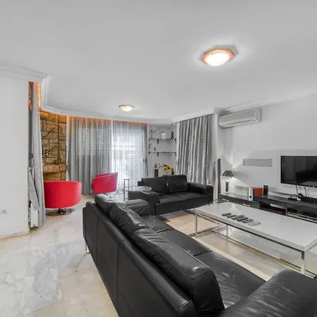 Dreamhome Villa *